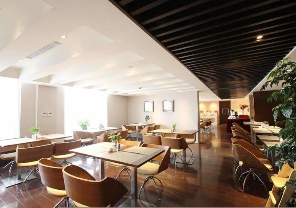 Ji Hotel Shanghai Jingan Temple Kangding Road Екстер'єр фото