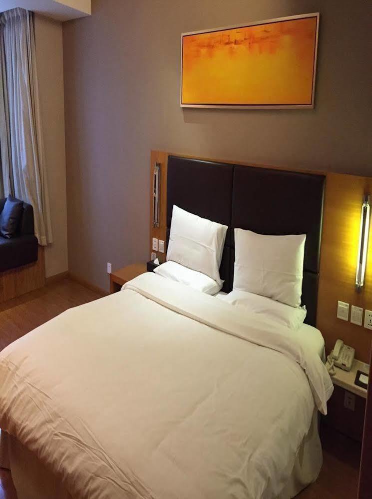Ji Hotel Shanghai Jingan Temple Kangding Road Екстер'єр фото