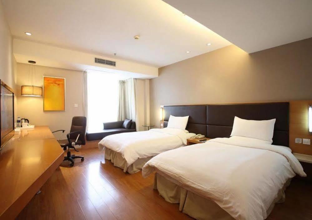 Ji Hotel Shanghai Jingan Temple Kangding Road Екстер'єр фото