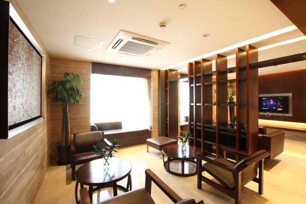 Ji Hotel Shanghai Jingan Temple Kangding Road Екстер'єр фото
